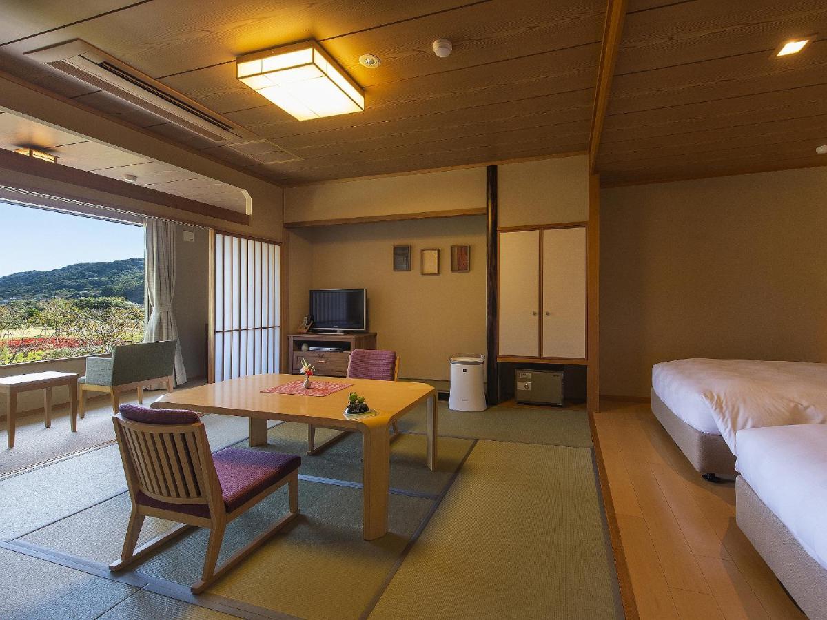 Shimoda 4*